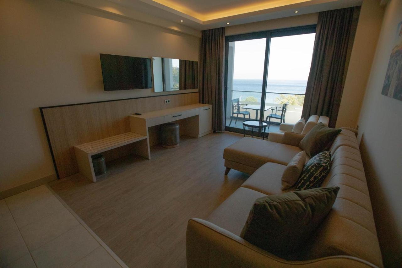 Polaris Otel & Beach Club Мерсин Екстериор снимка